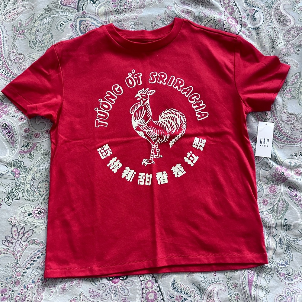 Gap Kids Red Sriracha Graphic T-Shirt NWT Size 6-7